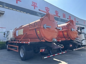 Fabriqué en Chine howo camion aspirateur d'égout à 6 roues 10000L pour fosses septiques 4*2 camion à jet d'égout de <span class=keywords><strong>10000</strong></span> <span class=keywords><strong>litres</strong></span> à vendre - Product Image 5