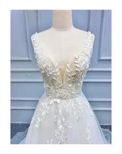 2023 Floral mangas laceV-pescoço morcego sexy e elegante vestidos de noiva