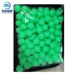 تخصيص شعار اللون بينغ بونغ كرات الضوء الأخضر PP المواد 40 مللي متر تنس طاولة الكرة