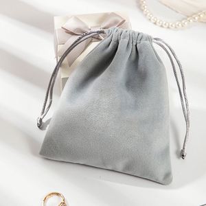 Sac à cordon en velours avec logo personnalisé, petits sacs à poussière pour bijoux personnalisés, pochette à cordon en daim - Product Image 4