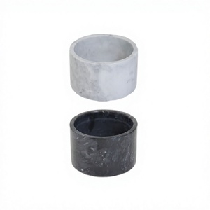 Ensemble de deux bols à nourriture pour chien, design classique, couleur blanc et noir marbré, taille personnalisée, forme ronde. - Product Image 1