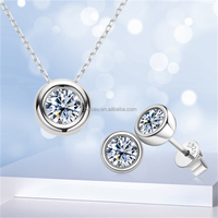 Ensemble collier et boucles d'oreilles Chasau en argent sterling 925 avec moissanite noire ronde de 1,0 carat pour femmes et filles