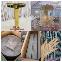 NIKA Support floral de luxe en acier inoxydable doré pour centres de table de mariage, avec rideau de perles et pompons