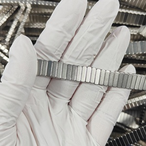 Imán permanente magnético superfuerte de neodimio L10x3x2mm N52 personalizado para generador - Product Image 5