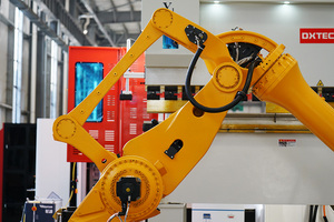 DXTECH-125T/3200mm Máquina Plegadora Hidráulica CNC para Metales No Ferrosos con Automatización Hidráulica - Product Image 6