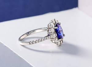 แหวนเงินประดับไพลินสีน้ำเงินสังเคราะห์ 7x9 มม. รูปไข่ทรงโอวัล ประดับแบบหนามเตย เครื่องประดับทางศาสนาคริสต์แสนโรแมนติก - Product Image 4