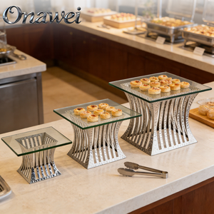 ขาตั้งเค้ก 3 ชั้น สแตนเลสแบบตอกลาย สำหรับร้านอาหารหรูหรา ออนวาเวย์ ดีลักซ์ ใช้สำหรับจัด<span class=keywords><strong>บุฟเฟ่ต์</strong></span> โชว์อาหาร และเสิร์ฟน้ำชายามบ่าย - Product Image 1