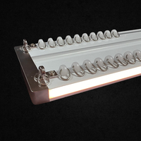 Rail moderne de rideau d'hôtel en aluminium de fenêtre de bâti de plafond de prix usine double avec la lumière menée