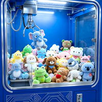 Lot de peluches assorties de 8 pouces pour machines à grue, poupées en peluche douces, fournitures pour salles de jeux, vente en gros mixte
