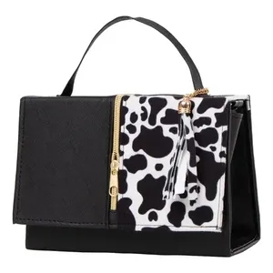 Bolso Bandolera Fana para Mujer, Modelo Lcela Candela Vaca, con Estampado Animal, Cuero de Becerro, Correa Única, Cierre de Cremallera, para Todas las Temporadas - Product Image 1