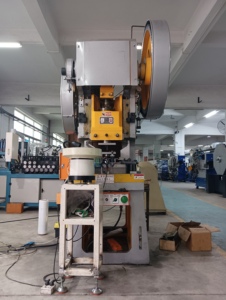 Tự động <span class=keywords><strong>CNC</strong></span> sắt Móc Chìa Khóa Máy làm mùa xuân CuộN máy - Product Image 6