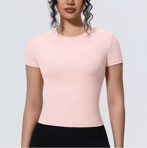 Haut de yoga sans couture à manches courtes et col rond pour femme, couleur unie, rose, en coton et élasthanne, coupe régulière - Product Image 1