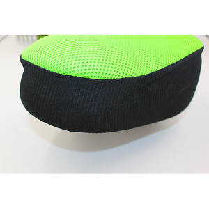 Funda de asiento de malla tipo sándwich para scooters eléctricos, cojín transpirable verde y negro - Product Image 4