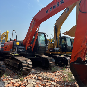 Excavatrices de taille moyenne HITACHI ZX160 ZX120 ZX135, 16 tonnes, 12 tonnes, 13 tonnes, d'occasion, excavatrices sur chenilles, à vendre - Product Image 1