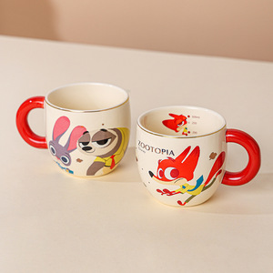 ชุดช้อนส้อมเซรามิก 5 ชิ้น ลายซูโทเปีย พร้อมกล่องของขวัญ ชุดภาชนะใส่อาหารลายการ์ตูนรักษ์โลก นิคและจูดี้ เหมาะสำหรับเป็นของขวัญ - Product Image 3