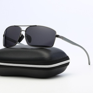 Lunettes de soleil sport pour homme 2647, métal, double pont, polarisées UV400, pour cyclisme, conduite, pêche, plage, avec étui - Product Image 1