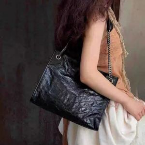 Bolso de Mano de Cuero Vacuno con Diseño de Diamantes de Alta Calidad y Gran Capacidad - Product Image 6