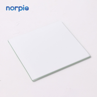 Sous-verres en verre à sublimation en vrac, sous-verres carrés en verre uni avec pieds en caoutchouc, Chine