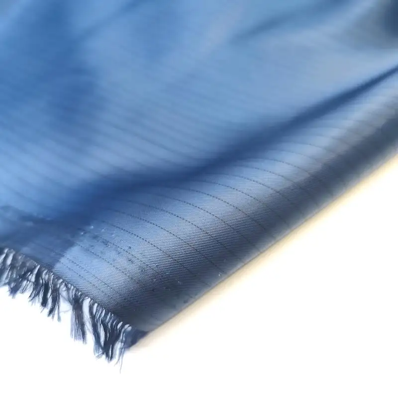 Fabrika kaynağı T100 yumuşak tekstil anti-statik ipek fiyat düz astar tafta Polyester kumaş