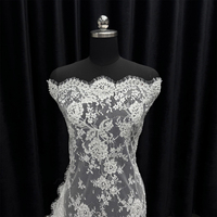 GCWH019831-03 Tissu en dentelle de tulle brodé floral perlé blanc 150 cm, coupe de 3 mètres pour robes de mariée
