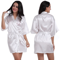 Pyjama-Robe Leichter Satin-Pyjama Sexy Damen-Kurzrobe Einfarbig Glatte Oberfläche Bequemer Sommer-Damenbademantel