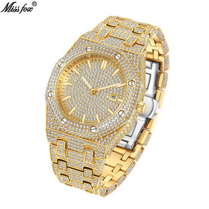 Reloj de Lujo con Cuarzo y Fecha, Estilo Hip Hop, Dorado, con Diamantes, Diseño de Cielo Estrellado, para Hombre - Product Image 1