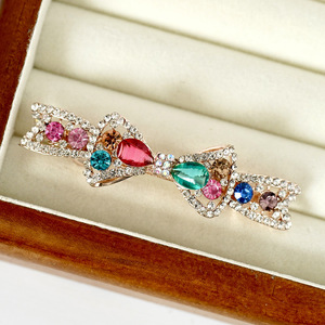 Elegante Pinza para el Cabello con Lazo de Mariposa, Clip de Aleación con Diamantes de Imitación para Mujer, Accesorios para el Cabello para Bodas y Fiestas - Product Image 6