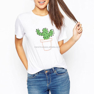 Venta al por mayor de ajuste regular a granel impresión personalizada cuello redondo blanco MMCTW01 OEM mujeres respetuoso con el medio ambiente agujero botón apliques ropa fresca t - Product Image 2