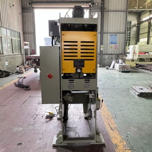 Máquina de Punzonado Neumática de Alta Producción APA-25T con Motor de 2.2kW para Estampado y Conformado de Metales APA-25T - Product Image 4