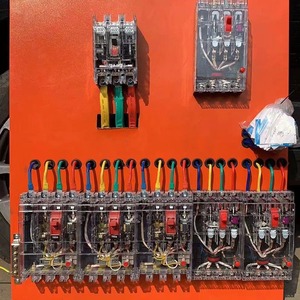 Boîte de distribution triphasée Boîte de distribution murale 380V personnalisée Boîte de distribution d'énergie temporaire à 1, 2 ,3 niveaux - Product Image 4