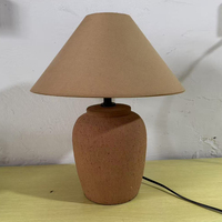 Lampe de table en céramique Wabi-sabi faite à la main, style moderne rétro, LED E26 à intensité variable, interrupteur rotatif, abat-jour en tissu blanc chaud, lampe de chevet AC
