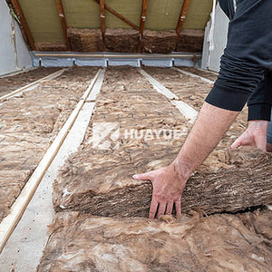HUAYUE Design Industrial Estilo Fireproof e Isolamento Térmico Brown Lã De Vidro Rolls A1 50mm Grau para a Construção