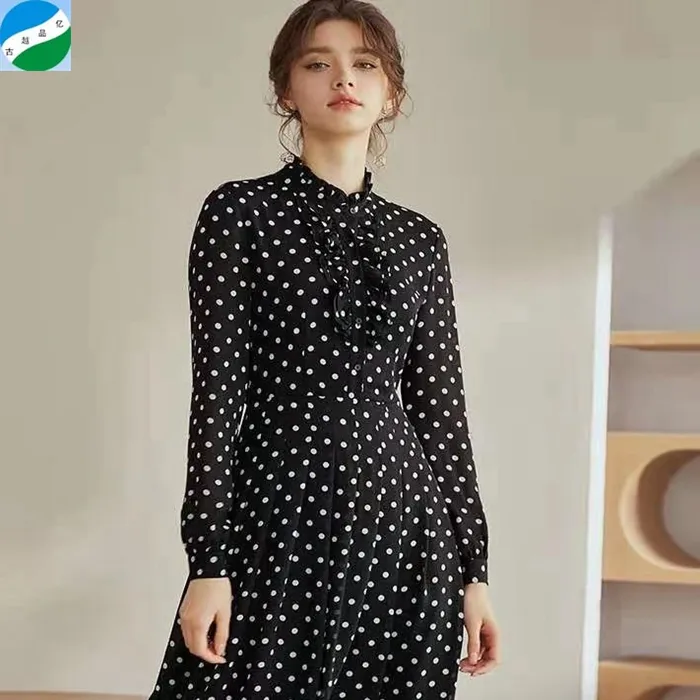 % 100% mikrofiber polyester baskılı kumaş 80 gsm kadın elbise için stok lot kumaş çin'de Keiqiao çin