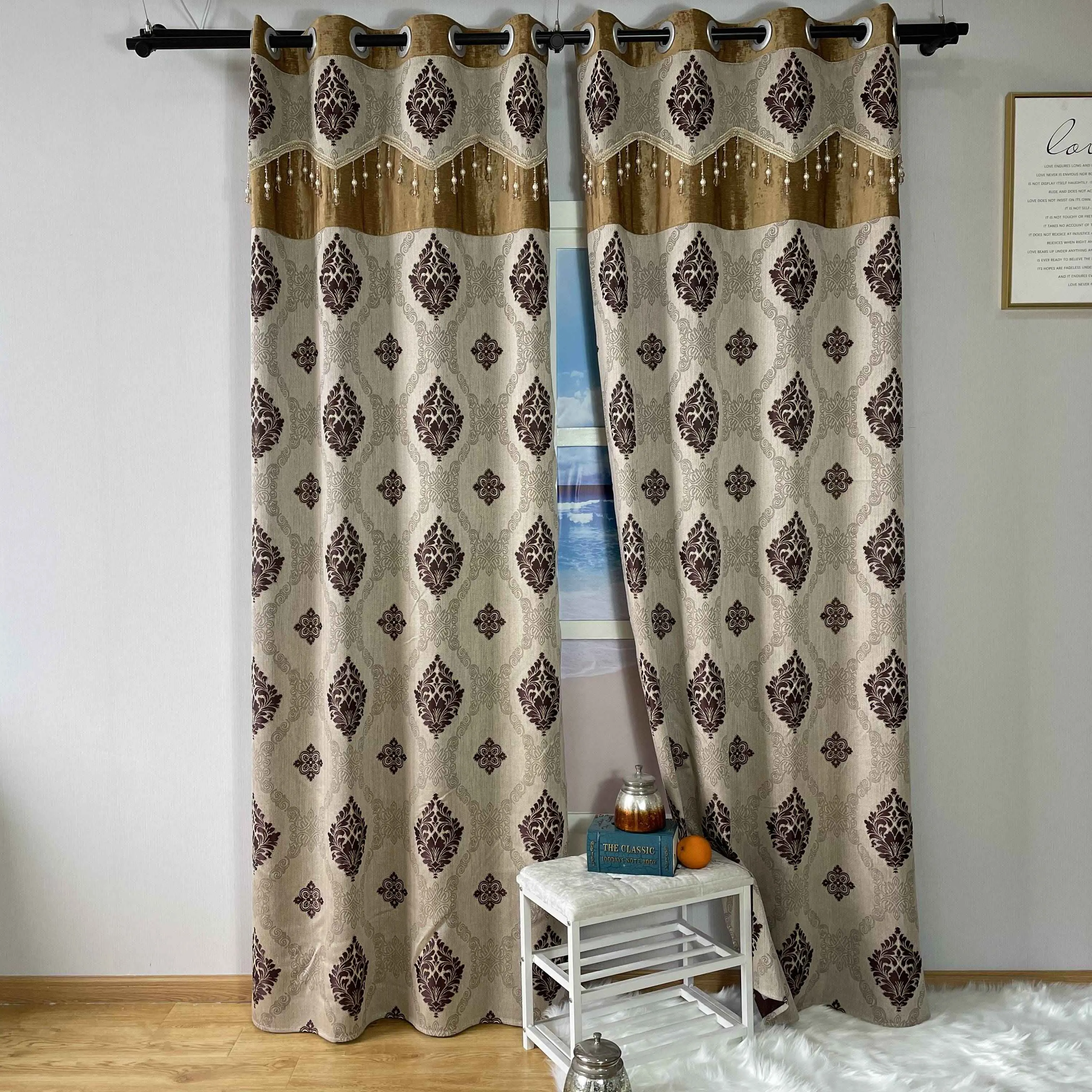 リビングルームの寝室の窓のための高品質のカーテンポリエステルジャカードプリント停電花のカーテンのカスタマイズ