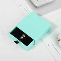Boîte à bijoux en perles bleu clair, peut contenir des bijoux, des boucles d'oreilles, des emballages de bijoux, adaptée aux petites entreprises