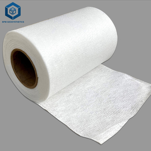Harga <span class=keywords><strong>Geotextile</strong></span> Landscape Fabric 200g m² <span class=keywords><strong>pour</strong></span> les applications de jardin et de <span class=keywords><strong>pelouse</strong></span> - Product Image 3
