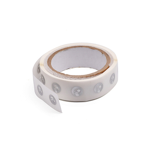 Tùy Chỉnh 18mm dia 13.56MHz <span class=keywords><strong>ntag213</strong></span> RFID <span class=keywords><strong>NFC</strong></span> dính mini tag <span class=keywords><strong>iso14443a</strong></span> ướt/khô thông minh Inlay nhãn khách sạn thành viên thẻ sử dụng - Product Image 1