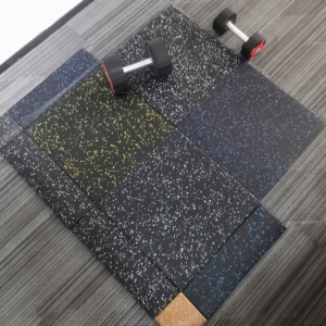 <span class=keywords><strong>Tapis</strong></span> <span class=keywords><strong>de</strong></span> <span class=keywords><strong>sol</strong></span> en caoutchouc <span class=keywords><strong>pour</strong></span> salle <span class=keywords><strong>de</strong></span> <span class=keywords><strong>sport</strong></span>, personnalisé, épais, <span class=keywords><strong>de</strong></span> qualité commerciale, anti-fatigue, dalles <span class=keywords><strong>de</strong></span> revêtement <span class=keywords><strong>de</strong></span> <span class=keywords><strong>sol</strong></span> en caoutchouc <span class=keywords><strong>pour</strong></span> salle <span class=keywords><strong>de</strong></span> <span class=keywords><strong>sport</strong></span> - Product Image 4