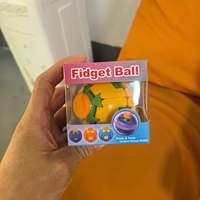 Balle anti-stress imprimée en 3D à presser et à tourner, jouet sensoriel de bureau à double mode de rotation gyroscopique pour enfants et adultes