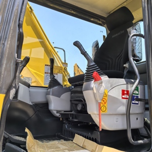Excavadora Komatsu PC160 de segunda mano, 16 toneladas, equipo usado para movimiento de tierras, para minería y construcción de carreteras - Product Image 4