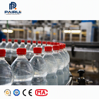 Machine automatique de remplissage d'eau en bouteille PET 3 en 1 (rinçage, remplissage, bouchage) pour usine de mise en bouteille d'eau pure, petite usine