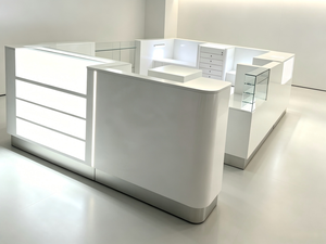Aménagement intérieur moderne de kiosque de salon de manucure |   Tables de manucure LED personnalisées en acrylique, verre et acier inoxydable, mobilier pour bar à ongles - Product Image 4