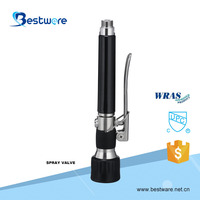 Robinet de cuisine en acier inoxydable avec double poignée Pop-Up Water Saving Triangle Design