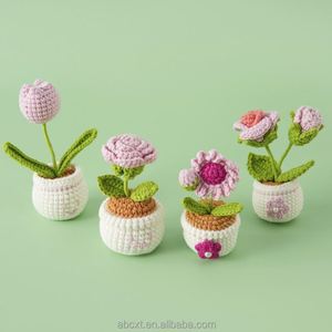 Flores Decorativas Hechas a Mano al por Mayor, Plantas de Ganchillo, Mini Tulipanes y Rosas de Ganchillo, Flores Tejidas en Maceta - Product Image 1