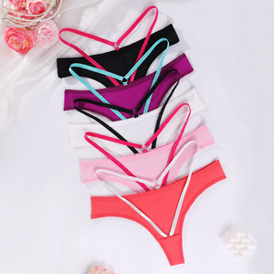 Tanga sin costuras de cintura baja con tiras finas de color en contraste y diseño de anillo en la espalda, la más vendida transfronteriza para mujer. - Product Image 1