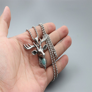 Collier avec pendentif tête de cerf en turquoise, en acier inoxydable, bijoux de mode unisexe, cadeau - Product Image 4