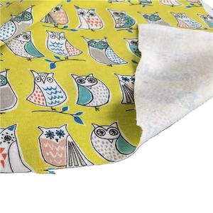 Tela estampada de algodón orgánico con estampado personalizado - Product Image 1