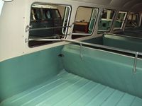 M-Volks SJS001 Compartiment latéral compatible avec les bus Type 2 Splitscreen 1950-1967, en aluminium entièrement poli, accessoire intérieur de voiture