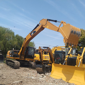 รถขุดตีนตะขาบ Caterpillar รุ่น CAT320D2/D2l/D 320CL 320BL/B 320DL 320c ขนาด 20 ตัน พร้อมเครื่องยนต์ Caterpillar สำหรับงานขุดลอกทรายแม่น้ำ ปั๊มขนาด 1.15 เมตร มือสอง - Product Image 4