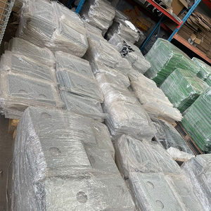 Mangeoire à poulet JH-Mech 11,5-50 lb, résistante aux intempéries, avec couvercle, anti-rats, en acier galvanisé argenté. - Product Image 6